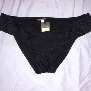 Bikini bottoms black